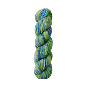 Urth Uneek Fingering Yarn (3025)