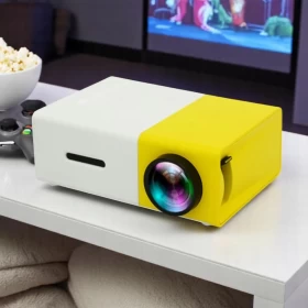 جهاز بروجكتر محمول صغير بتقنية LED ومدخل HDMI